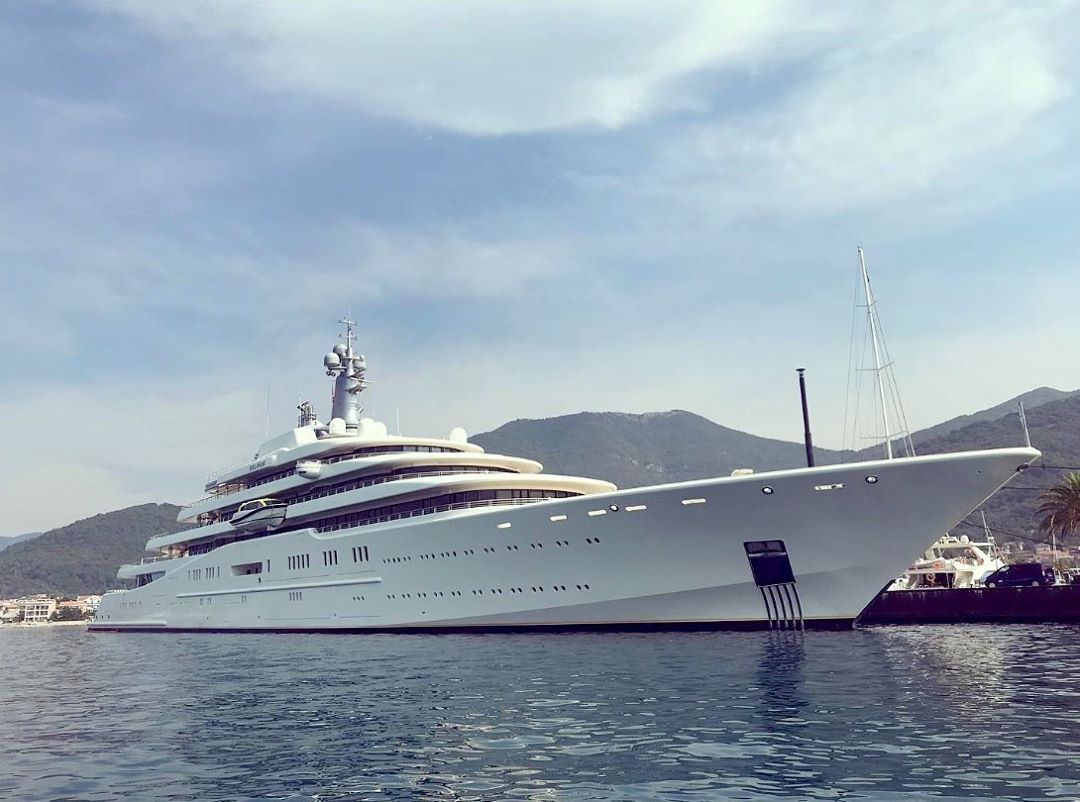 Roman Abramovichs Super Yacht Spotted in Montenegro1