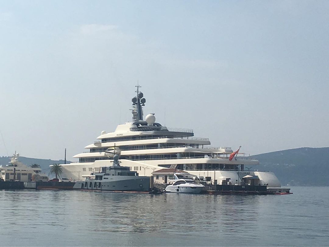 Roman Abramovichs Super Yacht Spotted in Montenegro2