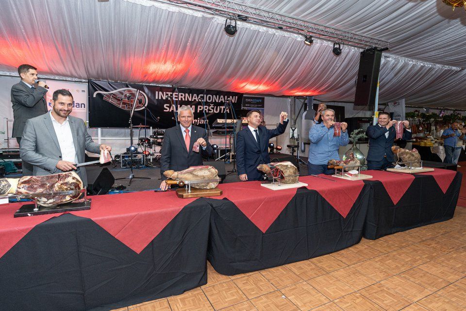Montenegrin Prosciutto at International Prosciutto Fair in Istria1