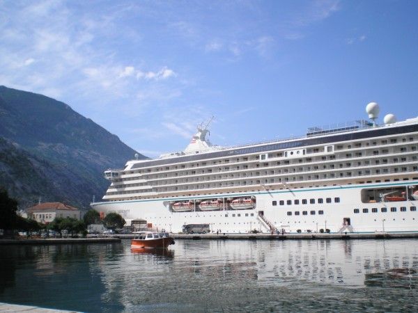 Port of Montenegro to Invest in Infrastructure in order to Receive Mega Cruisers